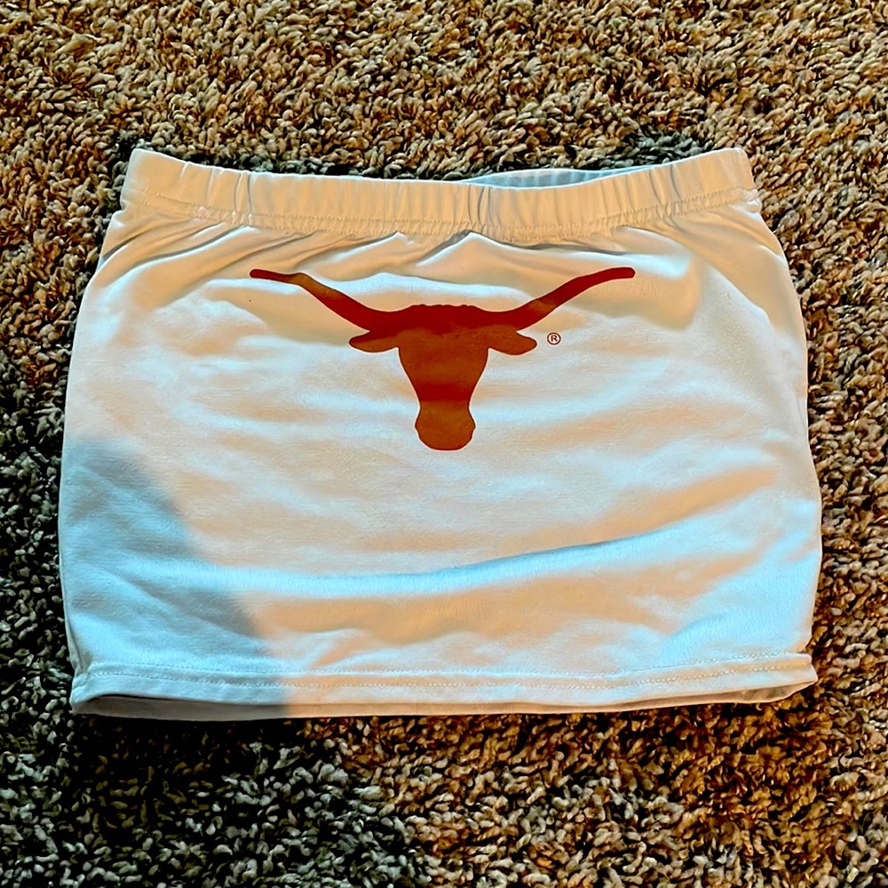 UT crop top